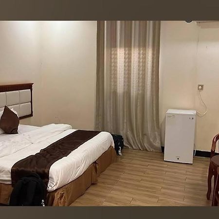法克尔盐步酒店 廷布 外观 照片